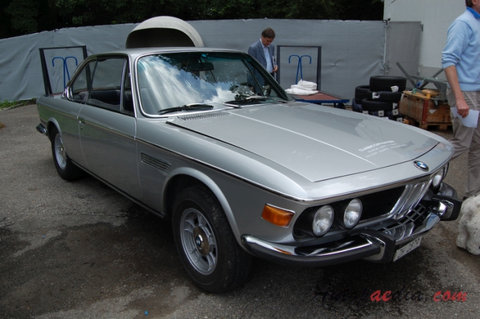 BMW E9 1968-1975 (1969 2800 CS), right front view