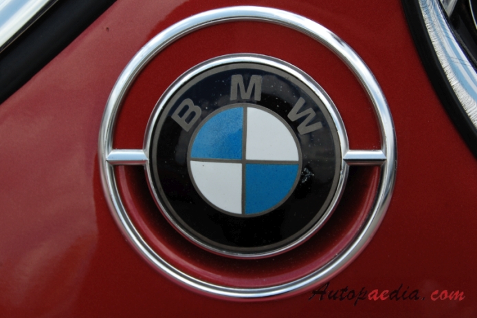 BMW E9 1968-1975 (1971-1975 3.0 CSi), side emblem 
