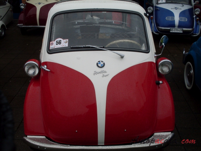 BMW Isetta Export 1956-1962 (1957 300cc), front view