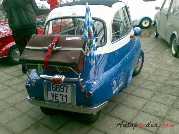 BMW Isetta Export 1956-1962 (1959 300cc), right rear view