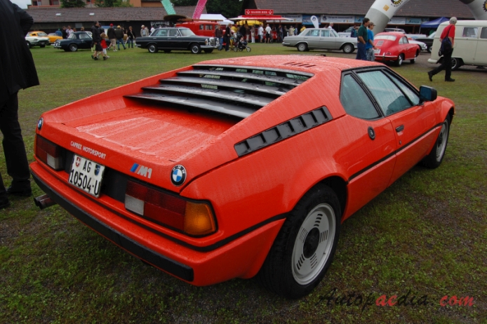 BMW M1 1978-1981, right rear view