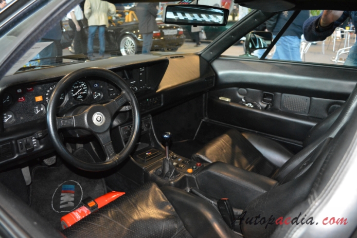 BMW M1 1978-1981 (1980), wnętrze