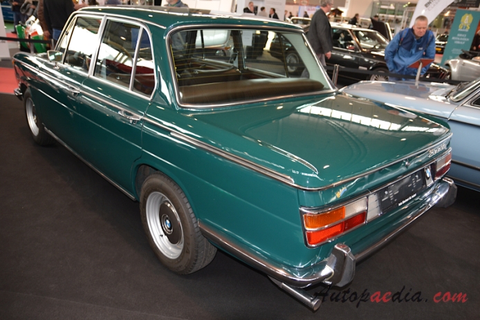 BMW Neue Klasse 1962-1976 (1971 BMW 2000 tti sedan 4d), lewy tył