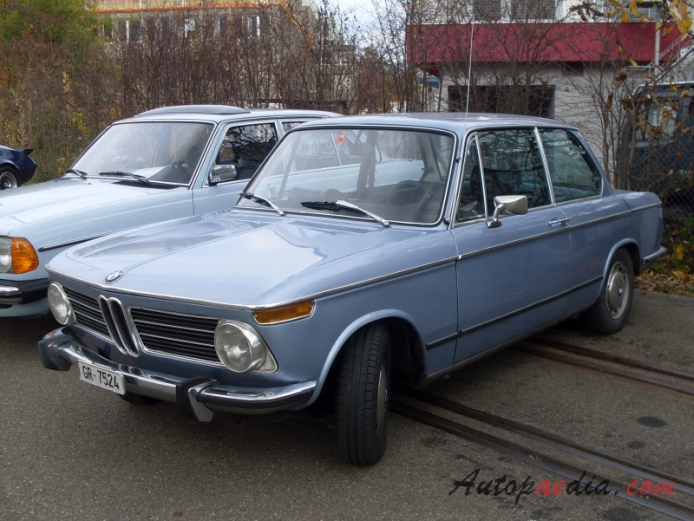 BMW Neue Klasse 1962-1977 (1968-1973 2002 sedan 2d), left front view