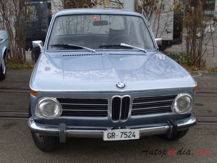 BMW Neue Klasse 1962-1977 (1968-1973 2002 sedan 2d), front view