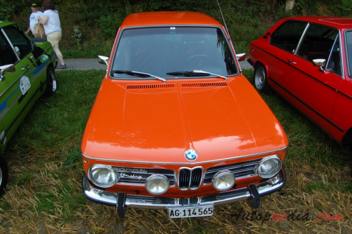BMW Neue Klasse 1962-1977 (1971-1973 2000tii touring 3d), front view