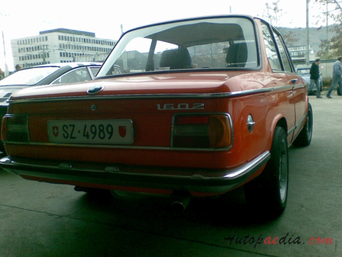 BMW Neue Klasse 1962-1977 (1973-1975 1602 sedan 2d), right rear view