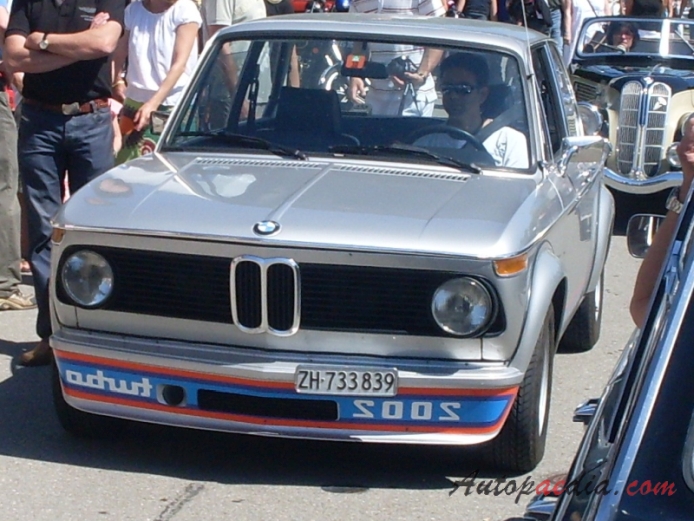 BMW Neue Klasse 1962-1977 (1973-1976 2002 sedan 2d), przód