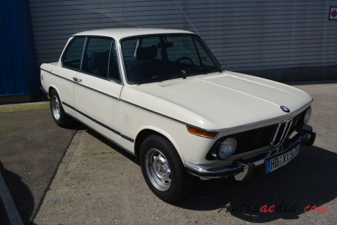 BMW Neue Klasse 1962-1977 (1973-1976 2002 sedan 2d), prawy przód