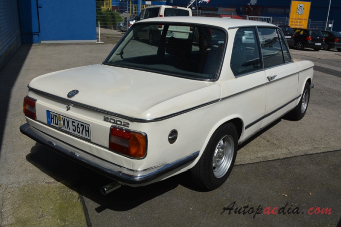 BMW Neue Klasse 1962-1977 (1973-1976 2002 sedan 2d), right rear view