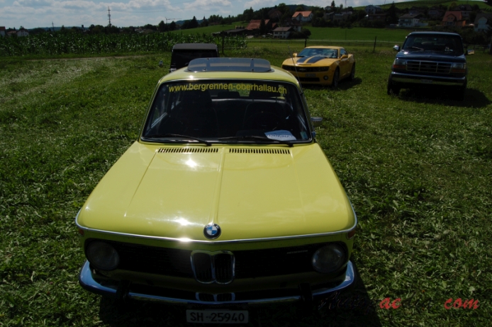 BMW Neue Klasse 1962-1977 (1974 2002 sedan 2d), front view