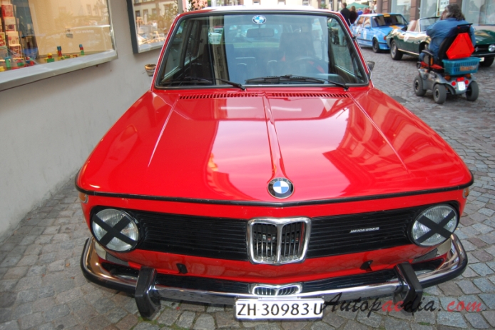 BMW Neue Klasse 1962-1977 (1974 2002 touring 3d), front view