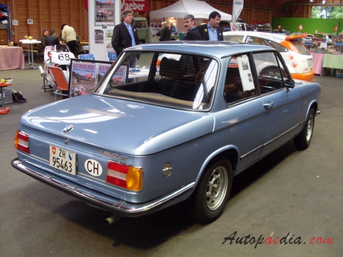 BMW Neue Klasse 1962-1977 (1975 1502 sedan 2d), right rear view
