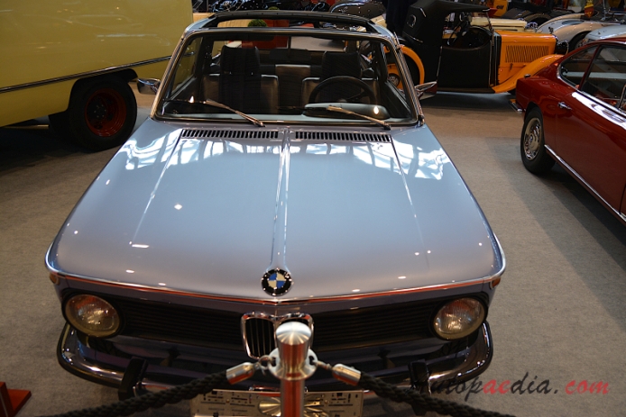 BMW Neue Klasse 1962-1977 (1975 2002 Baur cabriolet 2d), przód