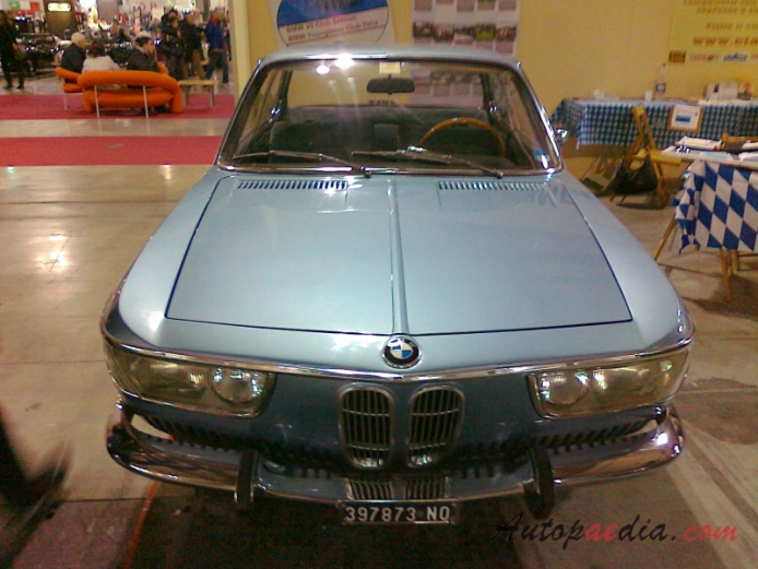 BMW Neue Klasse Coupé 1965-1969, przód