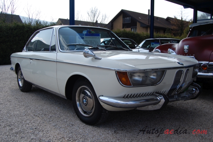 BMW Neue Klasse Coupé 1965-1969 (1966 2000CS), prawy przód