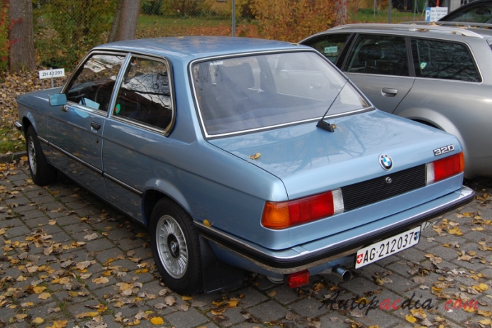 BMW E21 (Series 3 1. generacja) 1975-1983 (1975-1978 320 sedan 2d), lewy tył