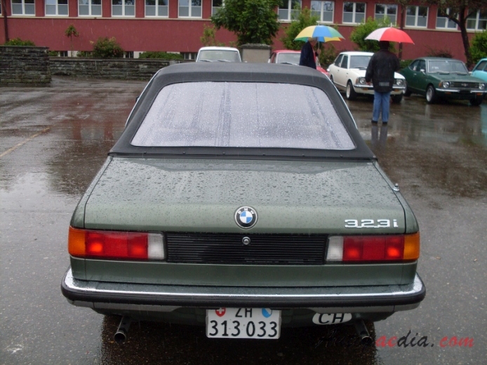 BMW E21 (Series 3 1st generation) 1975-1983 (1981 323i Baur TopCabriolet), rear view