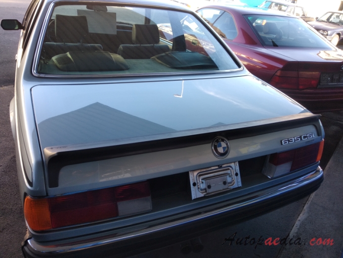 BMW E24 (1. generacja Series 6) 1976-1989 (1981 635 CSi Coupé 2d), tył