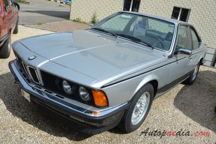 BMW E24 (1. generacja Series 6) 1976-1989 (1983 635 CSI), lewy przód