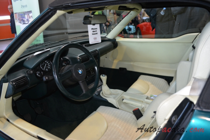 BMW Z1 1989-1991 (1989 roadster 2d), wnętrze