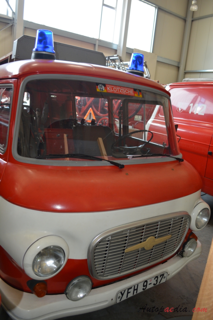 Barkas B 1000 1961-1991 (1984 KLF 8 VEB wóz strażacki), przód