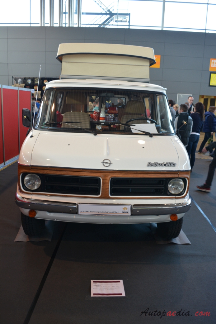 Bedford Blitz 1973-1988 (1981 Hymer Mobil), front view