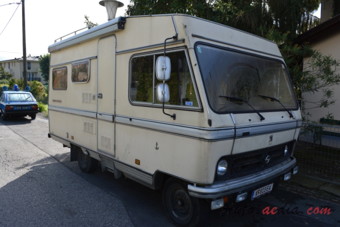Bedford Blitz 1973-1988 (Hymer Mobil), right front view
