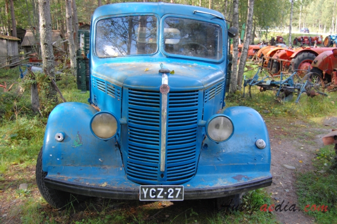Bedford O-type 1939-1953 (pickup ciężarówka 2d), przód