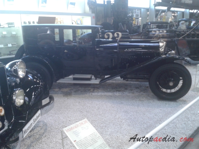 Bentley 3 Litre 1921-1929 (1924 FHC Coupé 2d), prawy bok