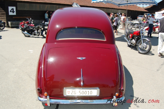 Bentley Mark VI 1946-1952 (1950 James Young Coupé 2d), rear view