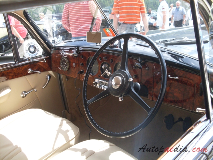 Bentley Mark VI 1946-1952 (1951 Graber Coupé), wnętrze