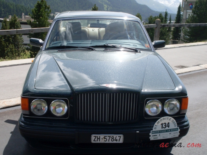 Bentley Turbo R 1985-1997 (1998 LWB), front view
