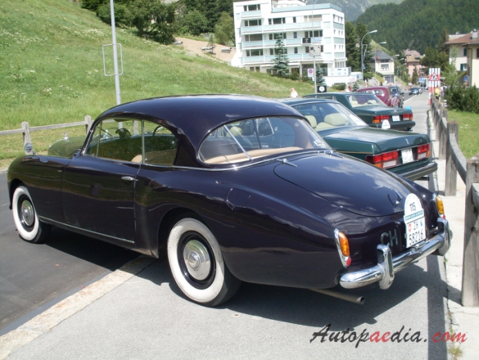 Bentley R type 1952-1955 (1953 Graber Coupé),  left rear view