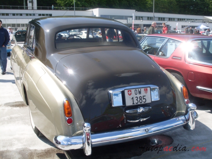 Bentley S Series 1955-1965 (1957 Bentley S1 saloon 4d), lewy tył