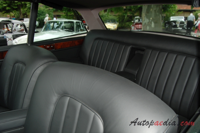 Bentley S Series 1955-1965 (1962-1965 S3 Continental Mulliner Park Ward Coupé 2d), interior
