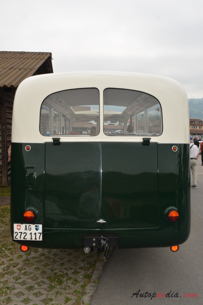 Berna autobus Type U 1939-1965 (1948 Berna 1UP 138 R1-H Frontlenker Carroseriewerke Bern Ramzeier & Jenzer), tył