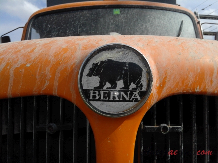 Berna typ V 1955-1977 (1960-1977 Berna 5VM Mengis Bohrunternehmung 4x4 ciężarówka), emblemat przód 