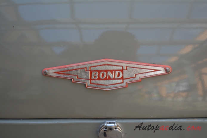 Bond Minicar 1949-1966 (1961-1966 Minicar F saloon three wheeler), emblemat przód 