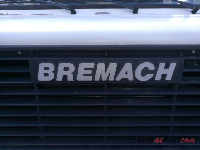 Bremach TGR 35 1991-2006 (1991 Bremach BR 3.5 Turbo 4x4 Expedition vehicle), front emblem  