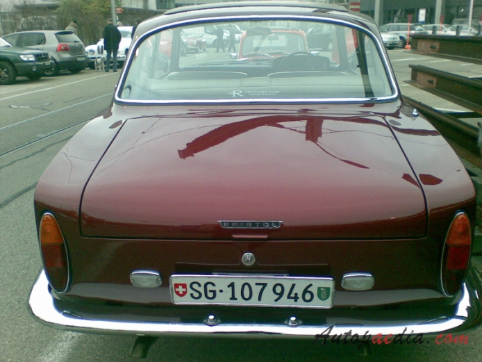 Bristol 411 1969-1976 (1969-1972 Series 1, Series 2), rear view