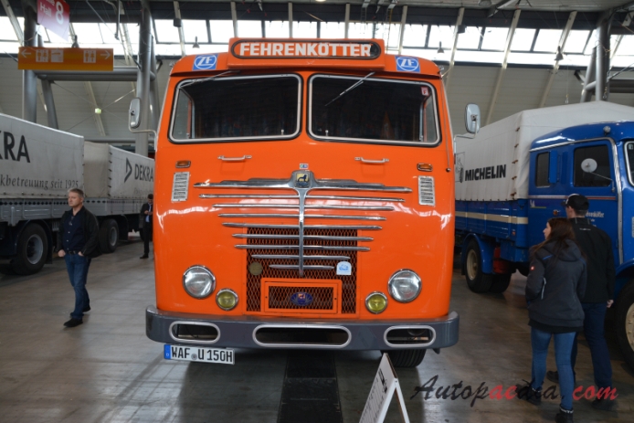 Büssing 1200 1951-1954 (1953 Spedition Federkötter flatbed truck), front view
