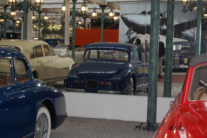 Bugatti type 101 1951-1956 (1951 saloon 2d), right rear view