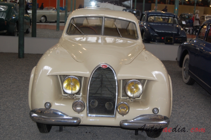 Bugatti typ 101 1951-1956 (1952 cabriolet 2d), przód