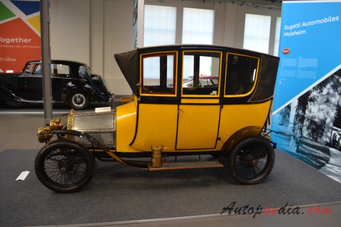 Bugatti typ 15 1910-1914 (1912 saloon 2d), lewy bok
