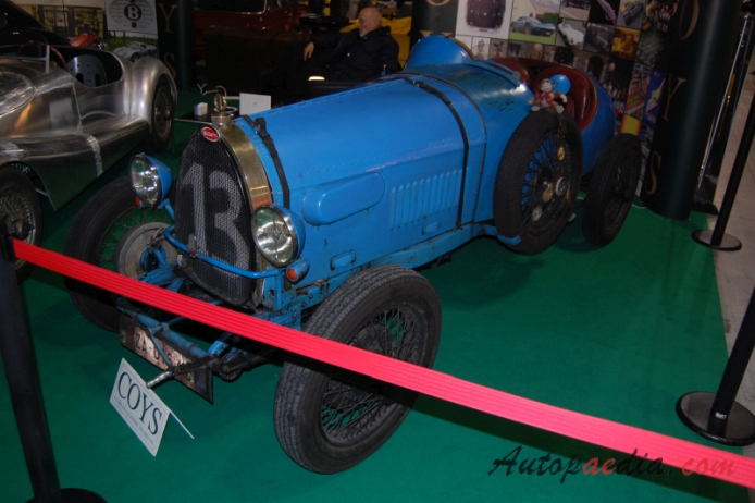 Bugatti typ 23 Brescia Tourer 1920-1926 (two-seater), lewy przód