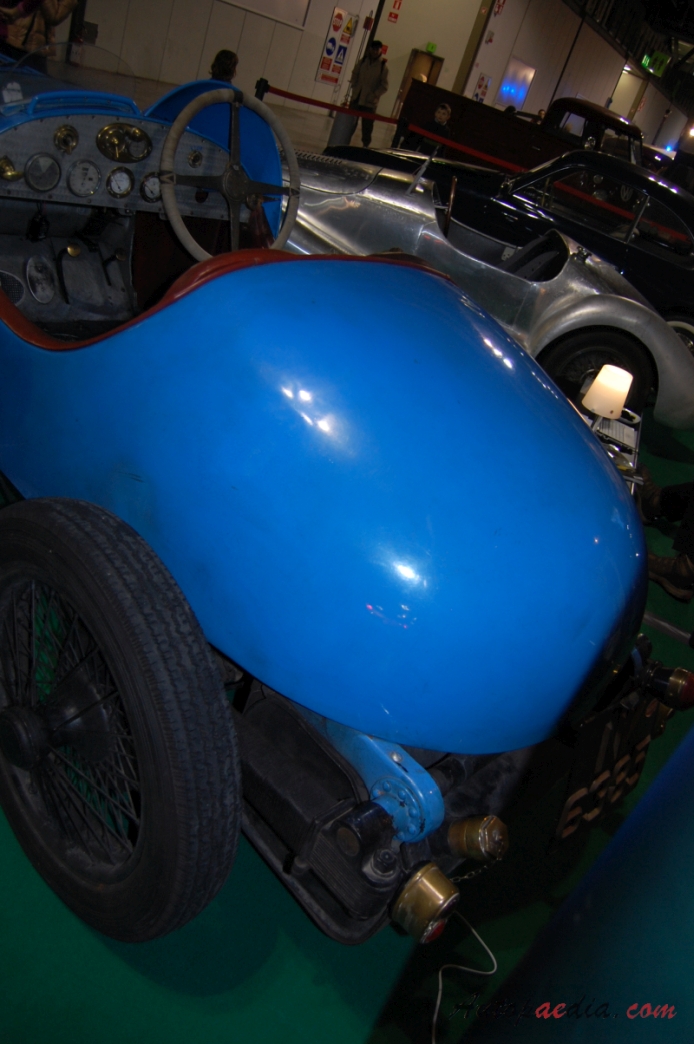 Bugatti type 23 Brescia Tourer 1920-1926 (two-seater), rear view