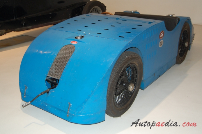 Bugatti typ 32 1923 (Tank Biplace Course), lewy przód
