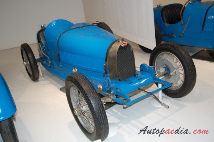 Bugatti typ 35 1924-1931 (1926 Biplace Course 35A), prawy przód