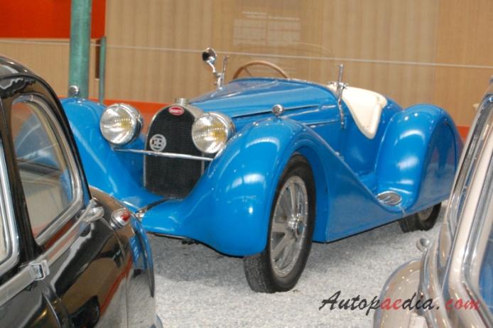 Bugatti typ 35 1924-1931 (1927 Biplace Sport 35B), lewy przód